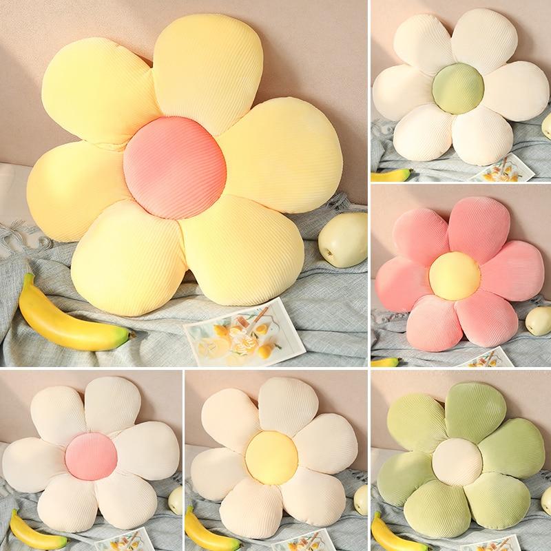 Daisy Cushion - StuffedWithLove.store