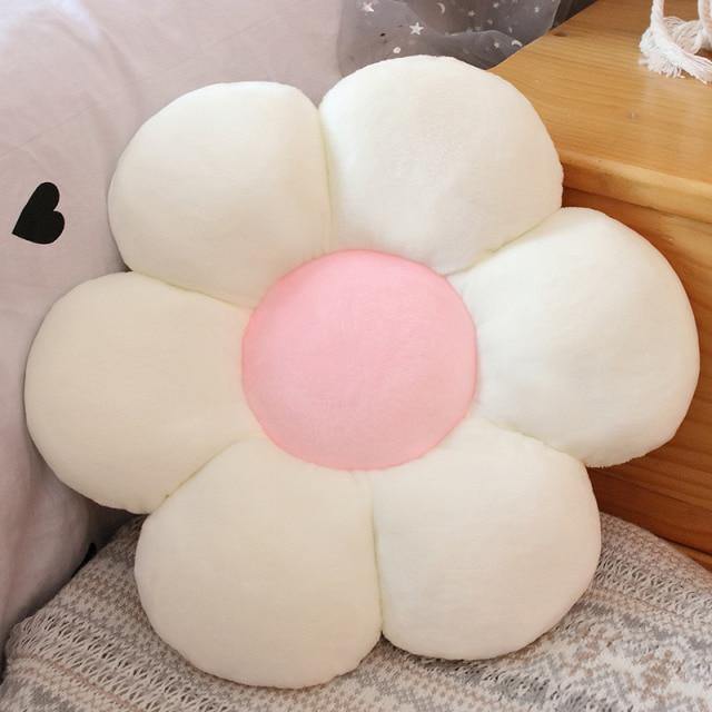 Daisy Cushion - StuffedWithLove.store