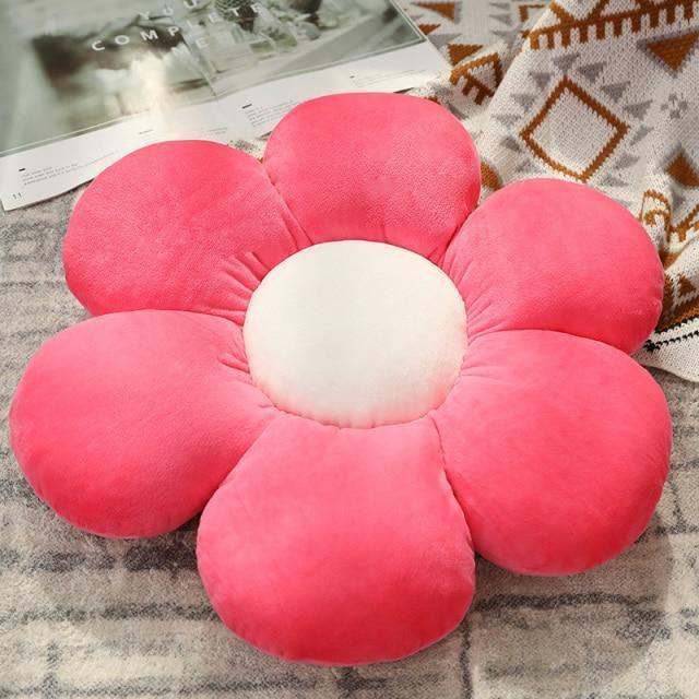 Daisy Cushion - StuffedWithLove.store