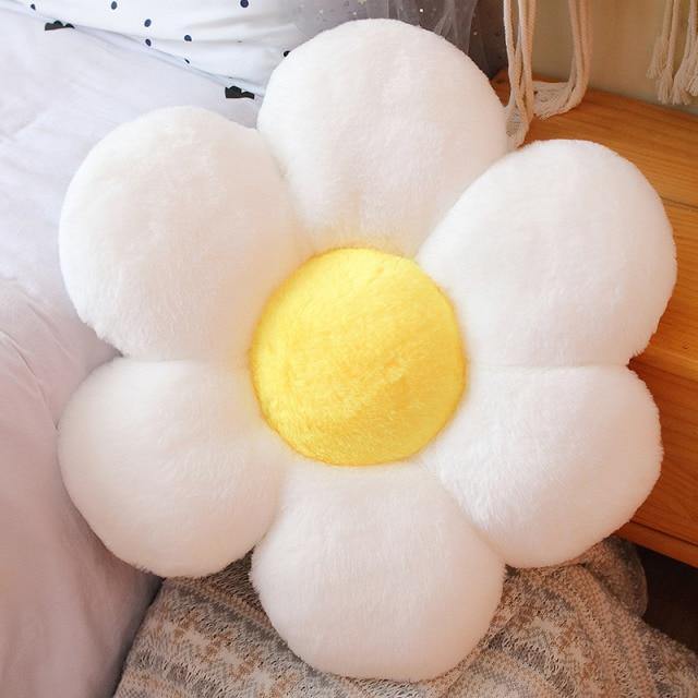 Daisy Cushion - StuffedWithLove.store