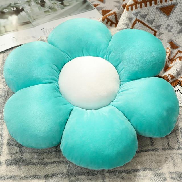 Daisy Cushion - StuffedWithLove.store