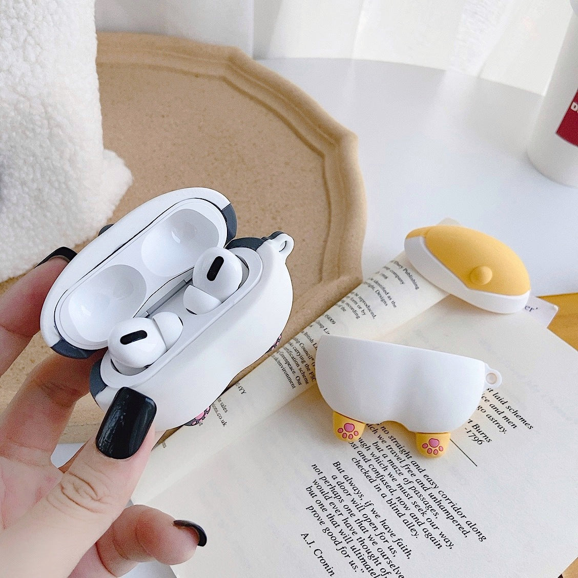 Corgi Butt AirPods Pro Case